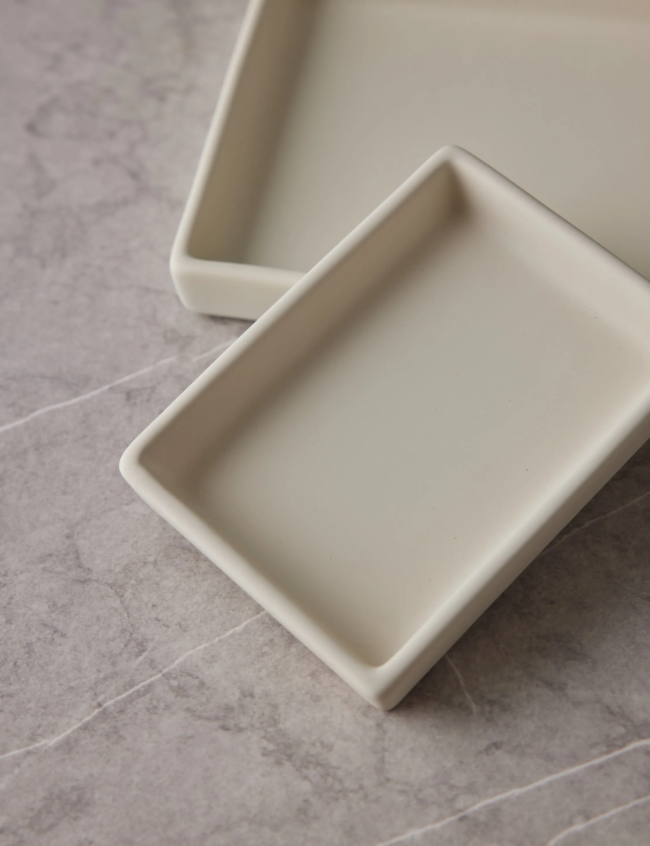 Ceramic Bath Accessories by NEAT Method