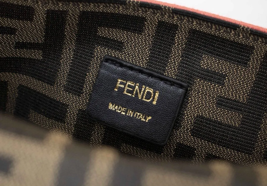 EN   Designer bags by Fendi 163