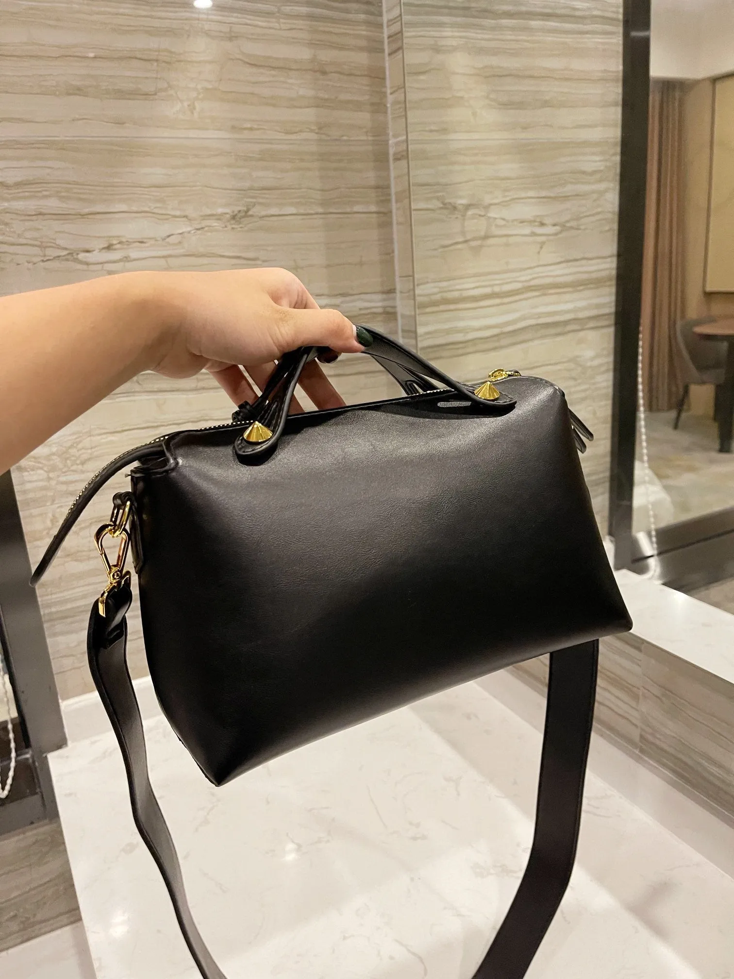 EN   Designer bags by Fendi 215