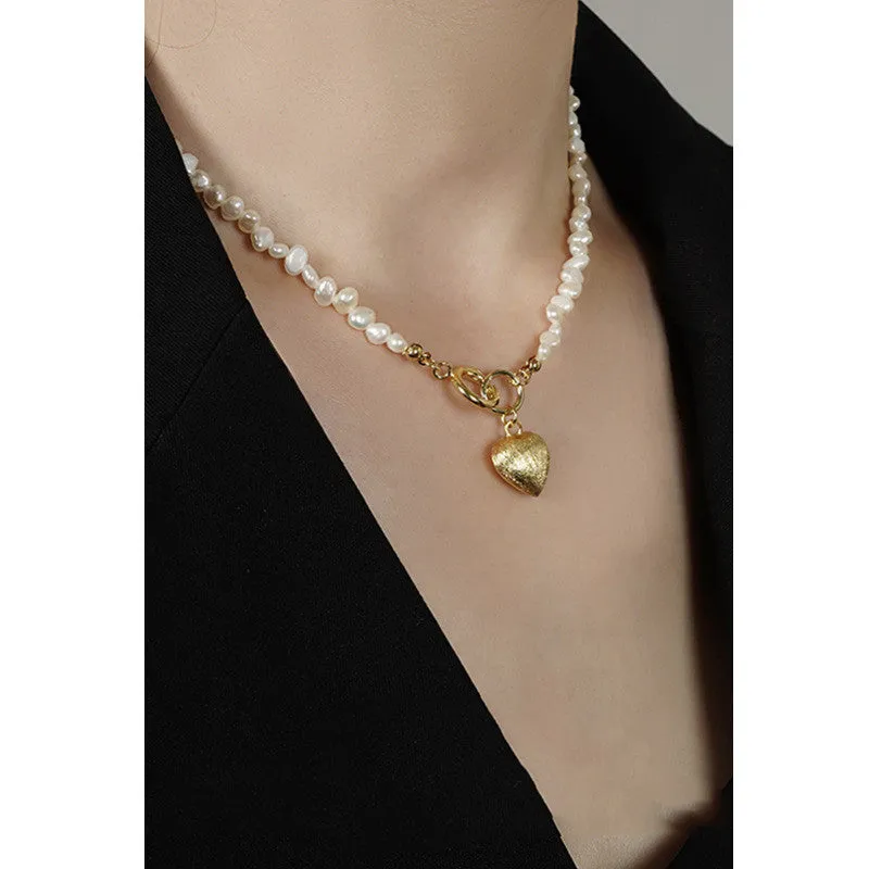 Exquisite Baroque Freshwater Pearl Necklace – Retro Clavicle Chain for Women