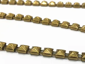 Golden Cubical Metal Chains (6 mm)