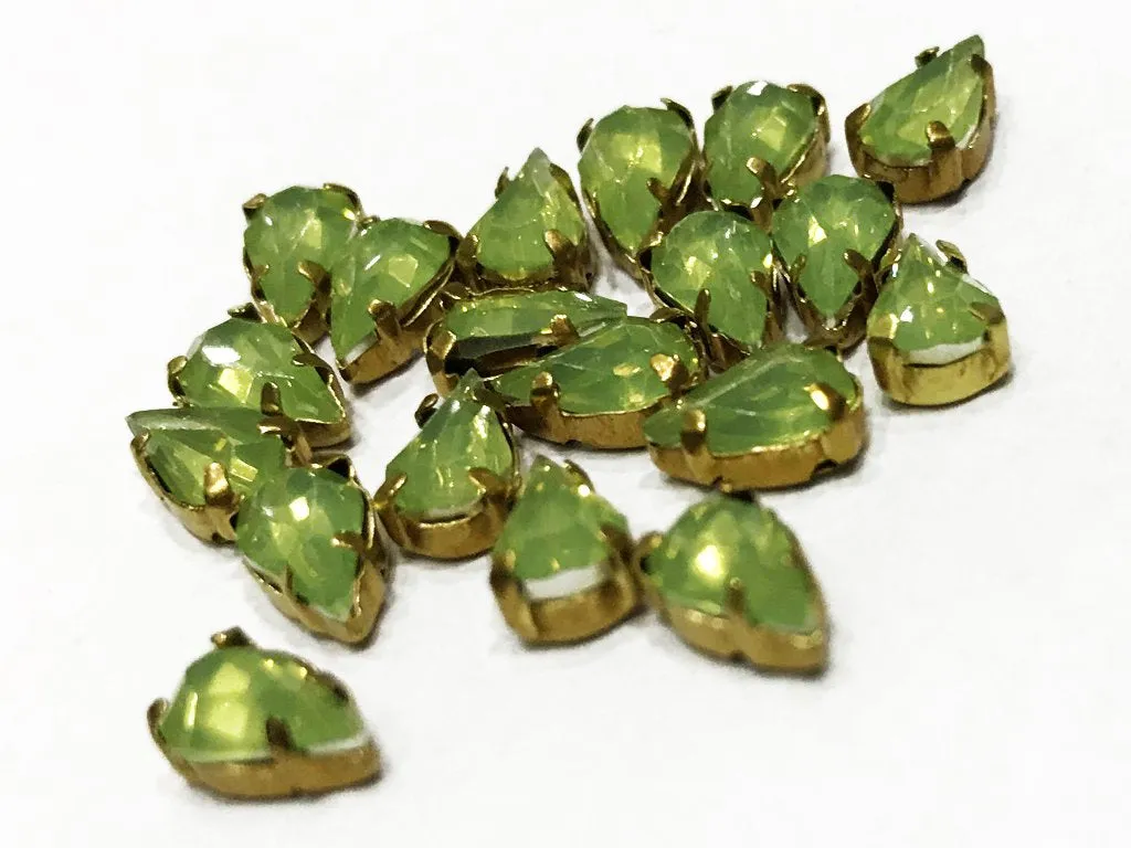 Peridot Green Drop Resin Stones with Catcher (8x4 mm) (Wholesale)
