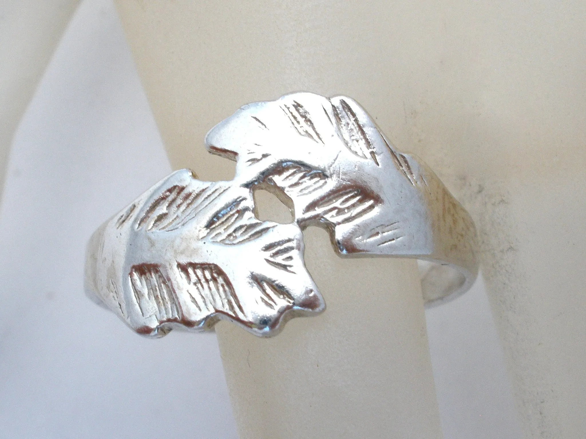 Sterling Silver Leaf Ring Size 11.5 Vintage